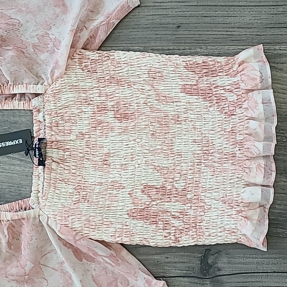 Pink Ribbed Blouse - Picture 4 of 9